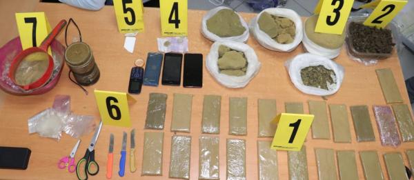 توقيف أربعيني متورط في حيازة وترويج المخدرات والمؤثرات العقلية